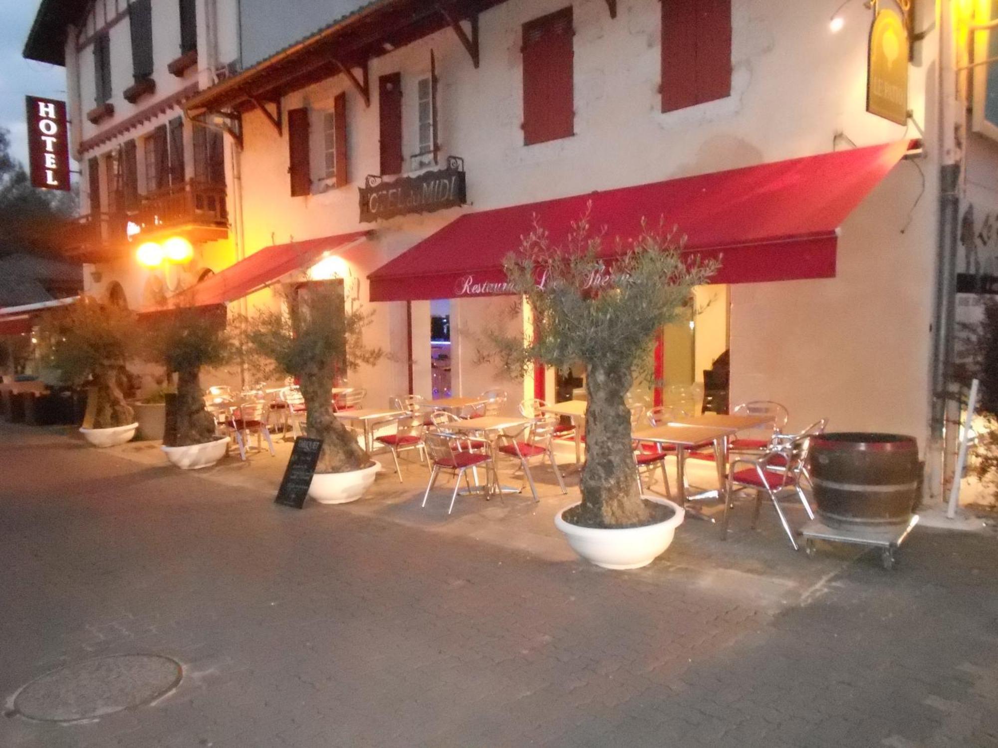 Hotel Du Midi Cazaubon Extérieur photo