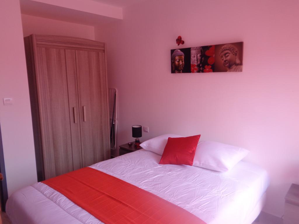 Hotel Du Midi Cazaubon Extérieur photo